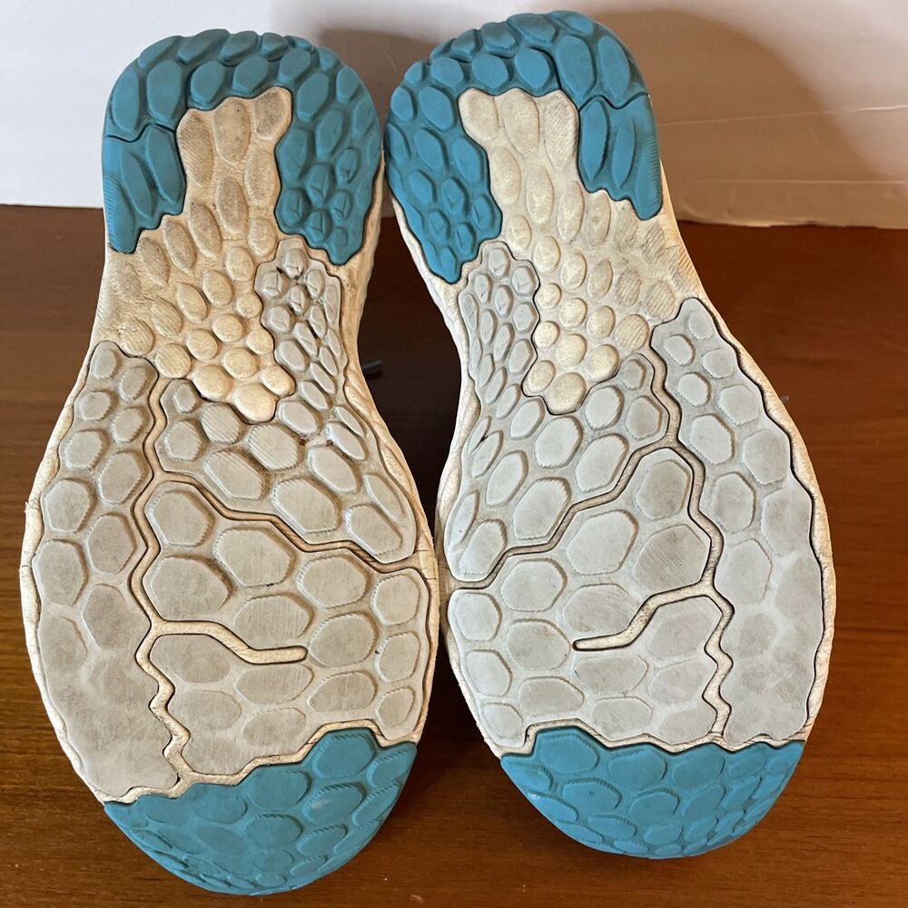 New Balance Fresh Foam Sneakers Women's Size 10 B (Medium) Running Shoes Lt Blue - Picture 7 of 16